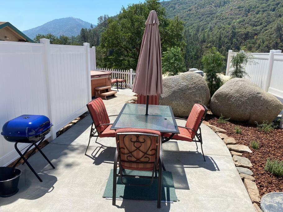Eagle Nest River Views Hot Tub Games Sleeps 6 Ahwahnee Exterior photo